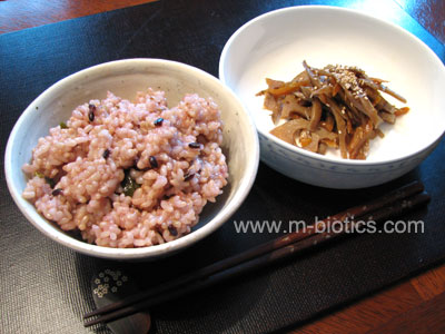 玄米ご飯のある食卓　マクロビオティック
