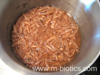 干し大根、椎茸、小豆のスープ煮出したところ-マクロビオティック料理