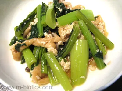 小松菜と油揚げのさっぱり中華風煮　マクロビオティック料理