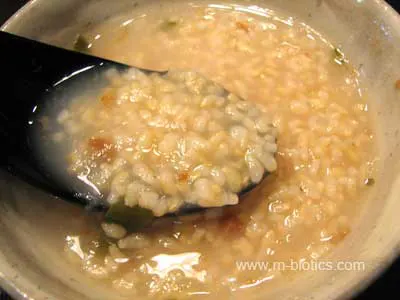 大根おろしと梅干しの玄米粥　マクロビオティック料理