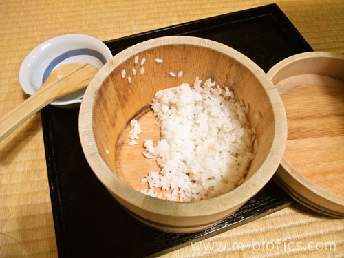 おひつ入り ご飯