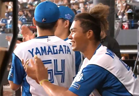 一山本　ファーストピッチ　始球式 水谷選手