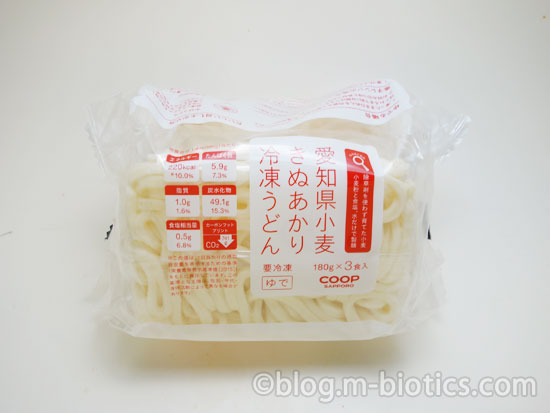一晩雪の中で冷凍うどんを保存 冷凍うどん外装