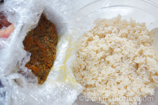 きんぴらごぼうちらし寿司の作り方 きんぴらごぼうを寿司飯に入れる