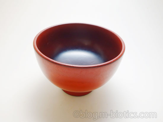 合鹿椀（古代朱）　使い始めて13年後